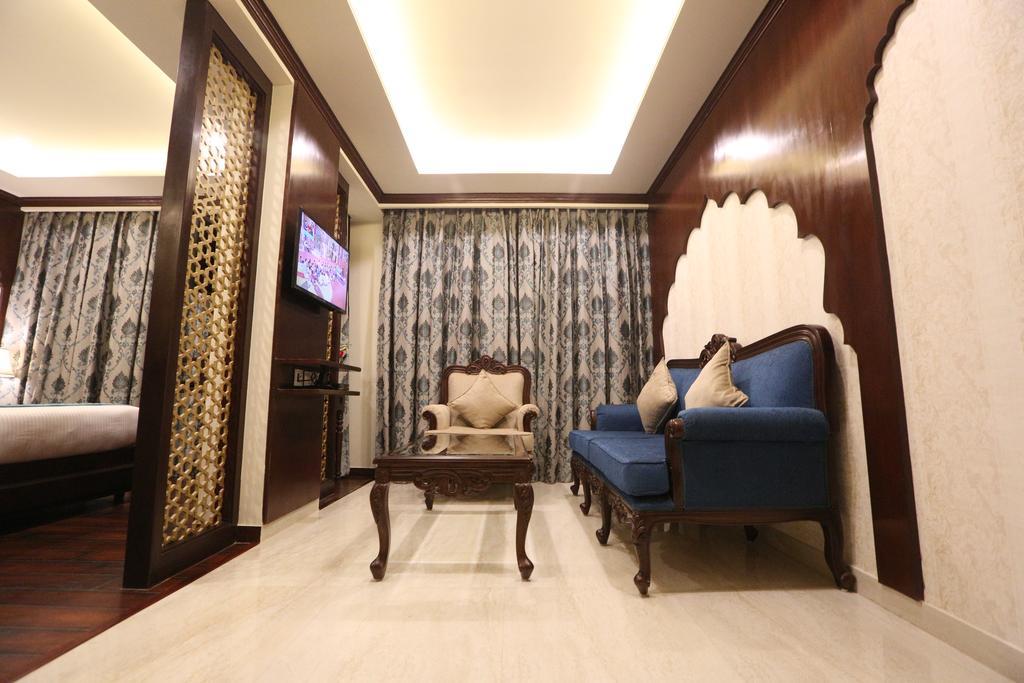 Comfort Inn Sapphire - A Inde Hotel Jaipur Ngoại thất bức ảnh